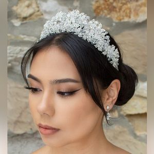 Windsor Bridal Jewelry - Bridal Headpiece - Edwina Silver